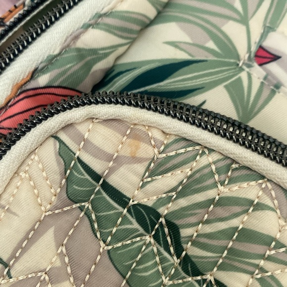 ❤️3/$30 Lug Ranger crossbody - Picture 3 of 7